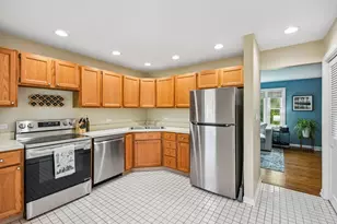 836 Lyford Ln, Wheaton, IL 60189 - Photo 8
