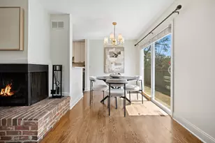 1041 Forest Ave, Deerfield, IL 60015 - Photo 6