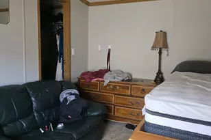 725 Michelle Dr, Chicago Heights, IL 60411 - Photo 8