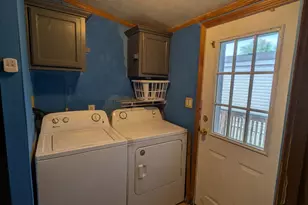 725 Michelle Dr, Chicago Heights, IL 60411 - Photo 12