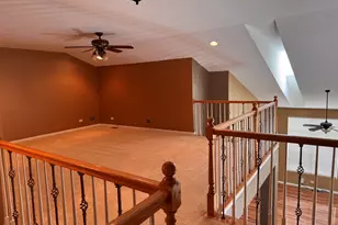 916 Bluebell Cir, Joliet, IL 60431 - Photo 8