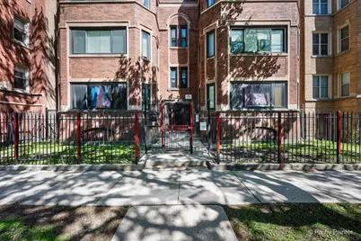 7611 S Essex Avenue, Chicago, IL 60649 - Photo 1