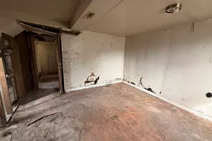 11757 S Sangamon St, Chicago, IL 60643 - Photo 8