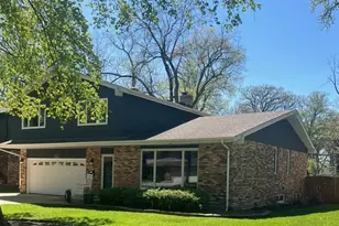 17926 La Haigh Rd, Homewood, IL 60430 - Photo 2