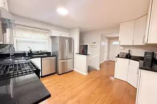 5818 W 60th St, Chicago, IL 60638 - Photo 12