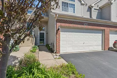 3414 Blue Ridge Drive, Carpentersville, IL 60110 - Photo 2