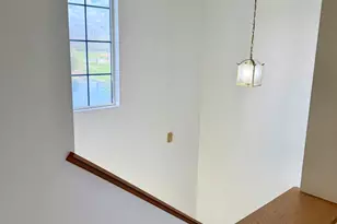 1580 McClure Rd, Aurora, IL 60505 - Photo 2