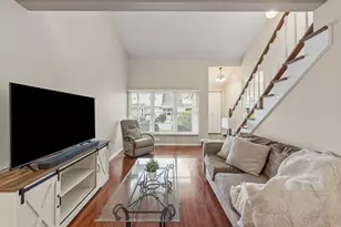 1908 Wisteria Ct, Naperville, IL 60565 - Photo 6
