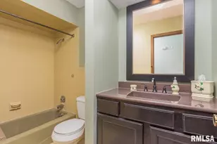3623 34th St, Moline, IL 61265 - Photo 6