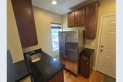 56 Forest Avenue #3N, Riverside, IL 60546 - Photo 2