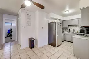 553 N Carroll Pkwy, Glenwood, IL 60425 - Photo 6