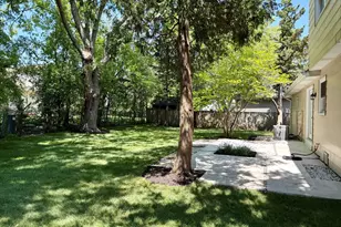 711 Woodhollow Ln, Buffalo Grove, IL 60089 - Photo 16