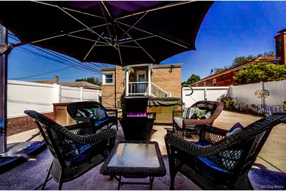 10546 S Drake Avenue, Chicago, IL 60655 - Photo 24