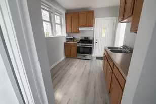 2859 N Kostner Ave, Chicago, IL 60641 - Photo 4