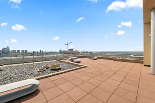 500 W Superior St, Chicago, IL 60654 - Photo 30