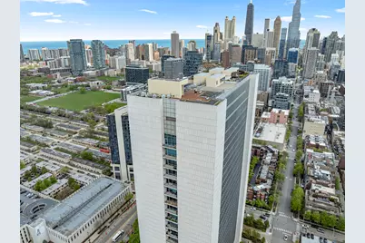 500 W Superior Street #1509, Chicago, IL 60654 - Photo 26