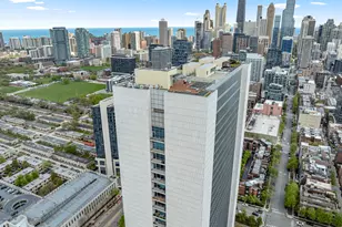 500 W Superior St, Chicago, IL 60654 - Photo 26