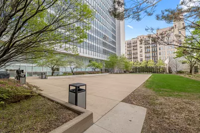500 W Superior Street #1509, Chicago, IL 60654 - Photo 42