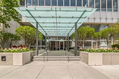 500 W Superior Street #1509, Chicago, IL 60654 - Photo 2