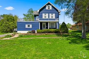 395 E 1st Ave, Clifton, IL 60927 - Photo 2