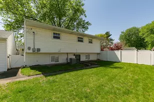 5003 45th Ave Ct, Moline, IL 61265 - Photo 26