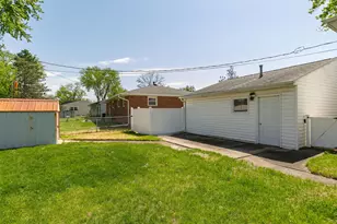 5003 45th Ave Ct, Moline, IL 61265 - Photo 30