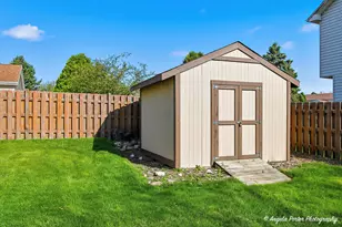 4816 W Courtland Trail, McHenry, IL 60050 - Photo 26