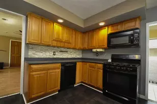 508 E Bronson St, Streator, IL 61364 - Photo 4