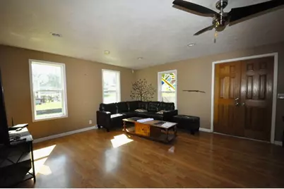 508 E Bronson Street, Streator, IL 61364 - Photo 2
