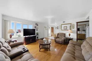 4540 W 84th Pl, Chicago, IL 60652 - Photo 6