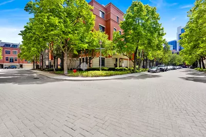 501 N Clinton Street #3203, Chicago, IL 60654 - Photo 46