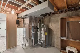 431 W Millers Rd, Des Plaines, IL 60016 - Photo 22