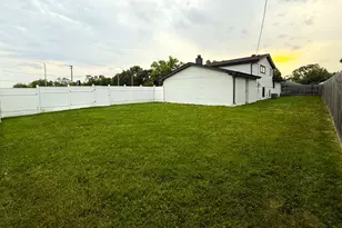 15333 Dante Ave, Dolton, IL 60419 - Photo 4