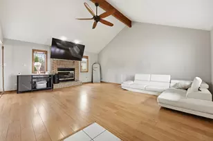 1214 Norley Ave, Joliet, IL 60435 - Photo 4
