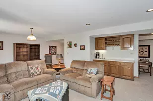 8827 Clearview Dr, Orland Park, IL 60462 - Photo 16