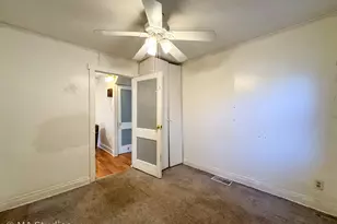 8S057 S Vine St, Burr Ridge, IL 60527 - Photo 12
