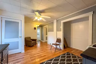 8S057 S Vine St, Burr Ridge, IL 60527 - Photo 16