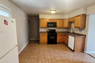 240 Tampa St, Park Forest, IL 60466 - Photo 8