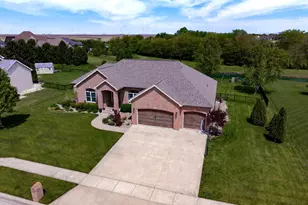1248 Talon Ln, Forsyth, IL 62535 - Photo 8