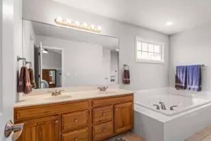 2208 Mullikin Dr, Champaign, IL 61822 - Photo 22