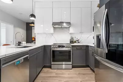 100 E 14th Street #1909, Chicago, IL 60605 - Photo 6