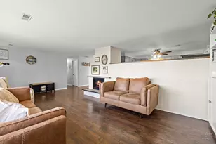 125 Weymouth Ct, Schaumburg, IL 60193 - Photo 6