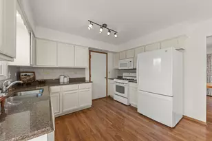 1909 Cumberland Dr, Plainfield, IL 60586 - Photo 6