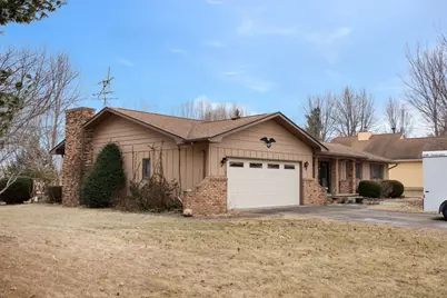 67 Crestview Drive, Geneseo, IL 61254 - Photo 2