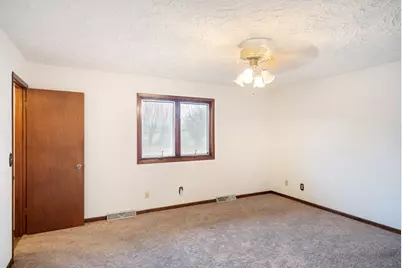 67 Crestview Drive, Geneseo, IL 61254 - Photo 14