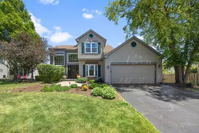 8 Elizabeth Court, Lake in the Hills, IL 60156 - Photo 1