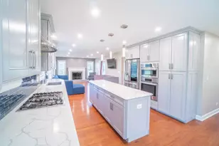 465 Thacker Ct, Schaumburg, IL 60173 - Photo 6