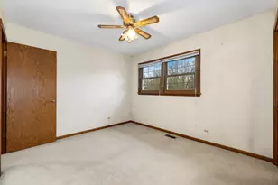 24151 S Plum Valley Dr, Crete, IL 60417 - Photo 32