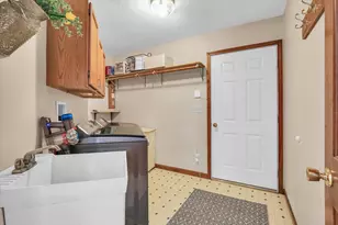 5353 Bailey Ave, Clifton, IL 61727 - Photo 40