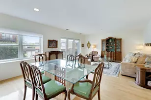 1107 Greenleaf Ave, Wilmette, IL 60091 - Photo 16
